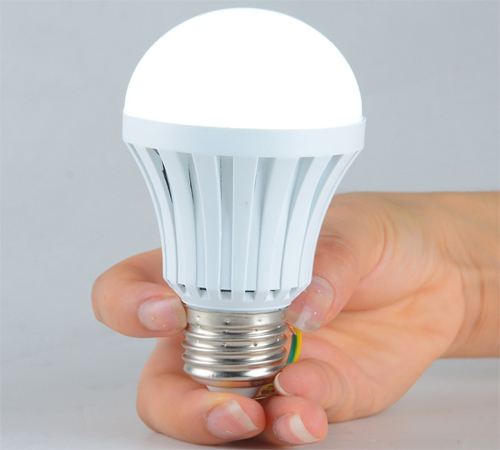 Bóng đèn Led Comet 9W (CB11A-9D) chính hãng, Bóng đèn Led Comet 9W (CB11A-9D) giá rẻ