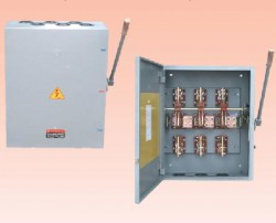 Cầu dao hộp Vinakip 3 pha 3 cực đảo chiều 2500A 660V