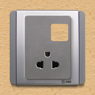 Ổ cắm đơn 3 chấu 16A với 1 lỗ màu xám bạc - S66GUE/X